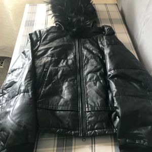 DANIER, Lady's coat, size M, EUC!